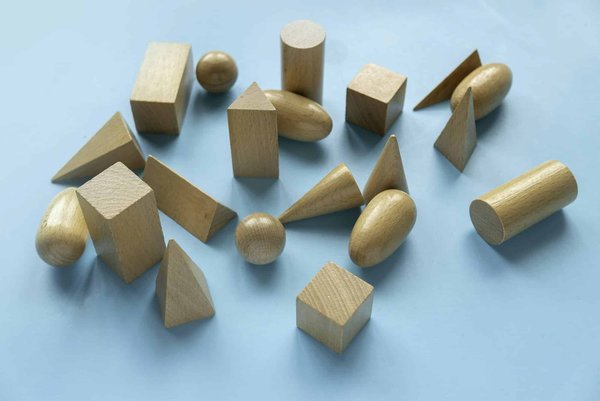 Quali abitudini quotidiane possono migliorare la funzione cognitiva in età avanzata?